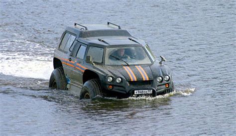 7 Mobil Amfibi Paling Populer Photo