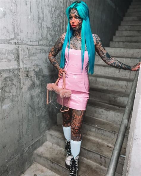 inked amber luke puts on a total contrast ensemble edm chicago