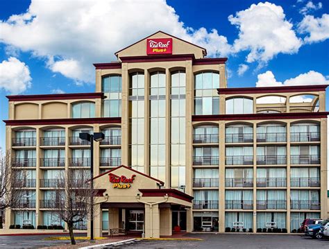 Red Roof Plus Wichita East 58 ̶9̶7̶ Prices And Hotel Reviews Ks