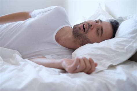 ¿roncas Mientras Duermes Puedes Padecer Apnea De Sueño Odontoes