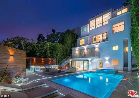 Mel B Has Squandered 50million Spice Girls Fortune Hollywood Hills