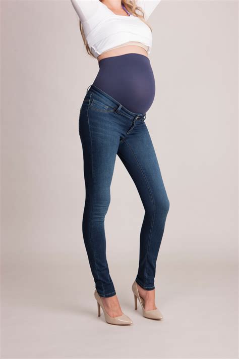 A Case For Wearing Maternity Jeans When Youre Not Pregnant Glamour