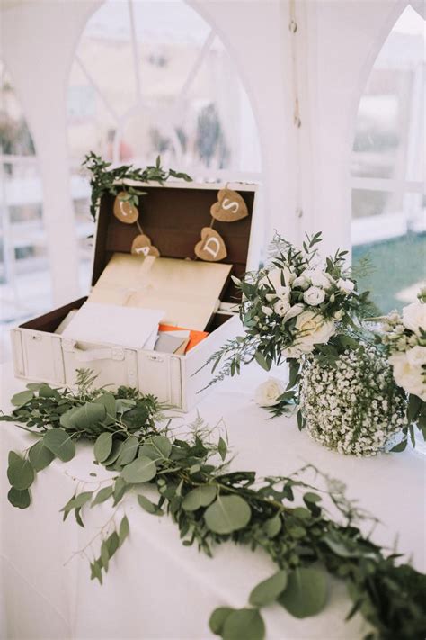 21 Ways To Set Up A Card Or T Table At Your Wedding T Table