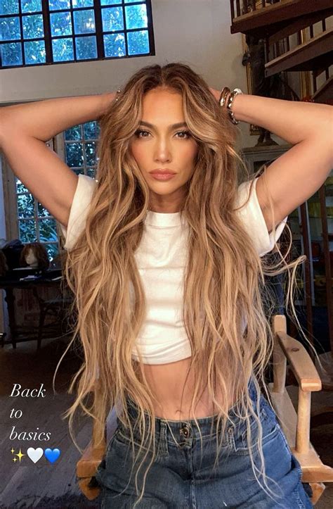Jennifer Lopez Extra Long Hair With Waves Hairstyle Jennifer Lopez