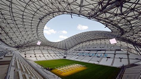 Get our football stadium poster. Marseille unveil brand new €286m Velodrome stadium - MARCA ...