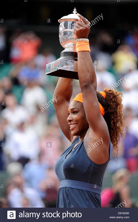 Serena Williams Trophy Hi Res Stock Photography And Images Alamy