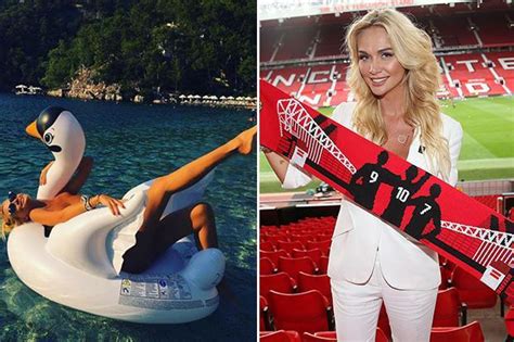 manchester united host stunning russia world cup 2018 ambassador and model victoria lopyreva for