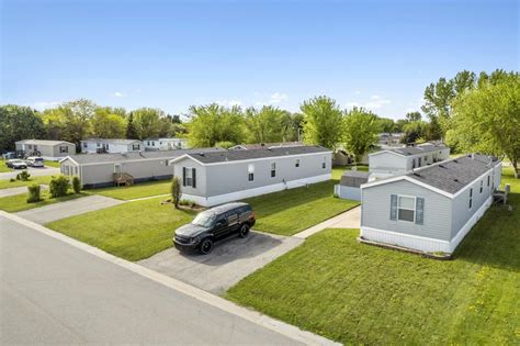 Manufactured Homes Community In Neenah Wi