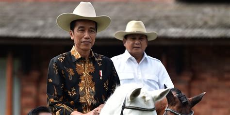 Merasa hidupnya di kekang/ tidak bebas. Survei Median: Pendukung Jokowi dan Prabowo konsisten ...