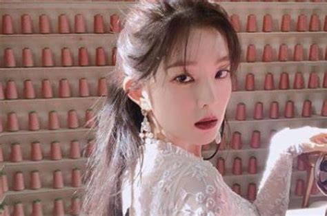 A corporation called the lifemakers corporation directs the lives of its users, called the lifeseekers, who have signed an agreement with the corporation but have no recollection of it as they have ingested a medicine which erases that particular memory from their minds. Sukses Bintangi Web Drama, Irene Red Velvet Bakal Debut di ...