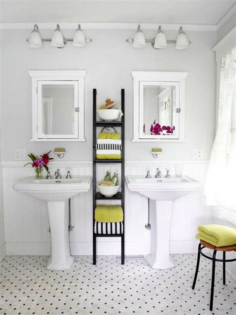 Browse the pictures to find inspiring bathroom ideas on houzz, including stylish vanities, fancy toilets, taps, shower tiling, as well as storage ideas for small bathrooms. 21 Creative Bathroom Towel Storage Ideas