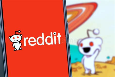 Discover breaking news first, viral video clips, funny jokes the official reddit app makes it easy to find the topics most relevant for you, with an infinite scroll of content streams including, gifs and videos, night. Reddit Mobile App On Samsung S8 Editorial Photo - Image of ...
