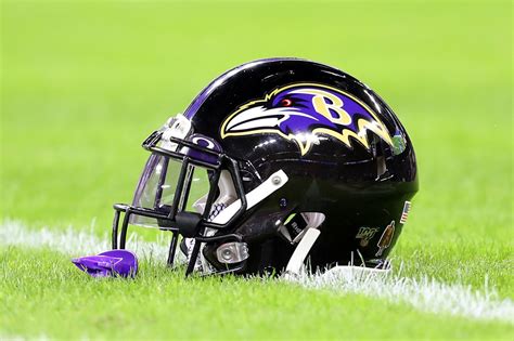 Look Nfl World Reacts To The Serious Ravens Drama The Spun Whats