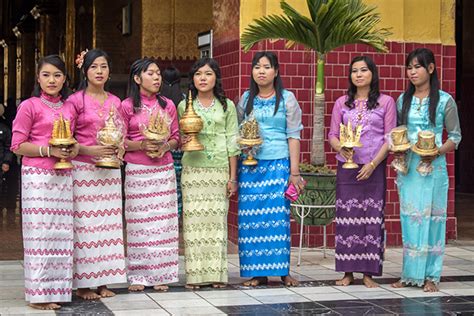 Longyi The Beautiful Traditional Costume Of The Burmese Hanoi Art Tours
