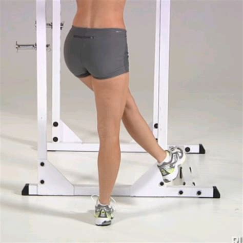 Leg Swings By Niks M Exercise How To Skimble Workout Trainer