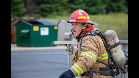 Loudoun County Volunteer Fire Rescue Firefighters In Training Facebook