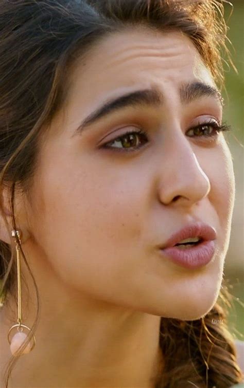 Sara Ali Khan Her Lips Are So Juicy Like They Were Meant To Give Blowjobs All Day Scrolller