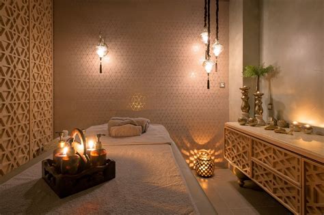 Beautiful Massage Room Relaxation Spa Treatmentrooms In 2020 Massage Room Decor Spa