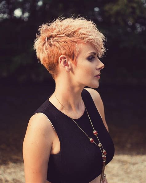 20 Best Two Tone Pixie Hairstyles