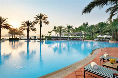 Four Magazine Kempinski Hotel And Residences Palm Jumeirah Pool