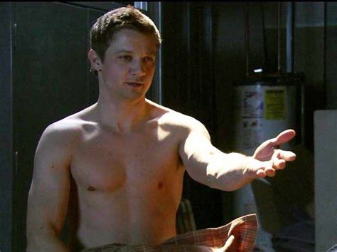 Jeremy Renner Muscles