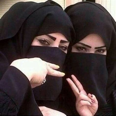 بنات الرياض تعرف معنا على صفات بنات الرياض صور بنات