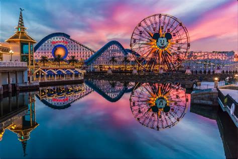 Disneyland enthusiasts share their 10 favorite eats in the park - The