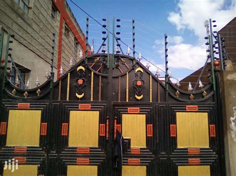 Installation of an electric fence is reasonably straightforward but may be influenced by the type of ground around your property. Electric Fence & Razor Wire Installation In Kenya in ...