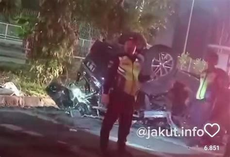 kecelakaan tunggal di jakarta utara 18 juli 2023 fortuner terbalik tewaskan 3 orang