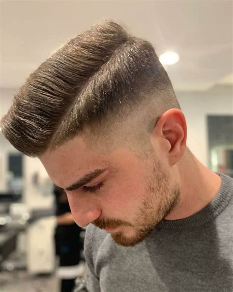 Men's short hairstyle tips and tricks. 15 Best Short Hairstyles for Men with Straight Hair [2019 ...