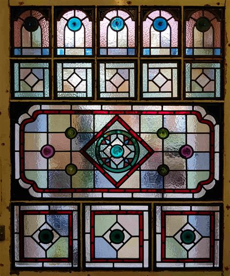 Victorian Stained Glass V104