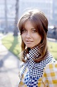 30 Vintage Photographs of a Young Olivia Newton-John in the 1970s and ...