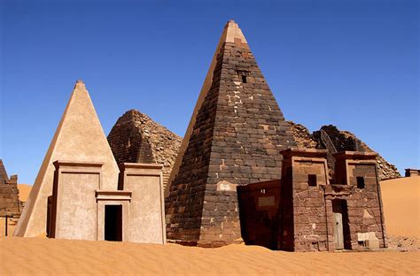 Khartoum Pyramids Of Meroe Sudan Antiquities Khartoum Antiquity