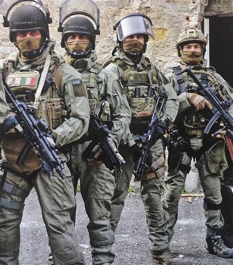 Italian Goi Operators Special Forces Army Police Armed Forces