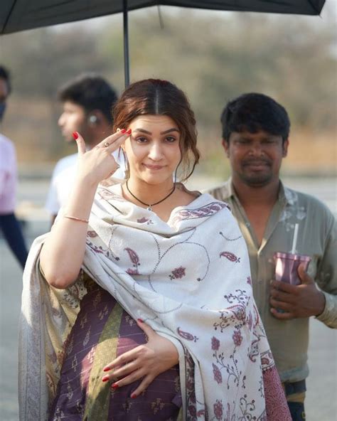 Why A Pregnant Kriti Sanon Needed A Kg Belly In Mimi She Was Walking Around Like A Tomboy