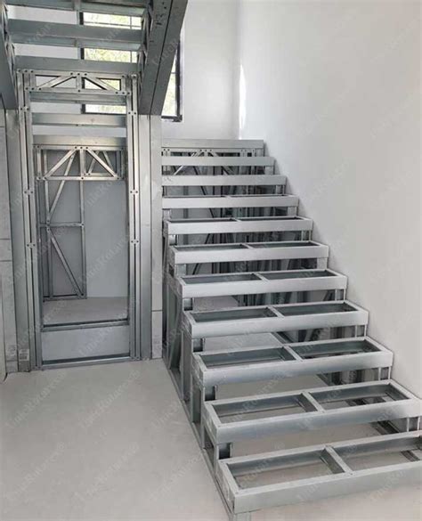 Unic Rotarex Lightweight Steel Structure Stairs Steel Frame House