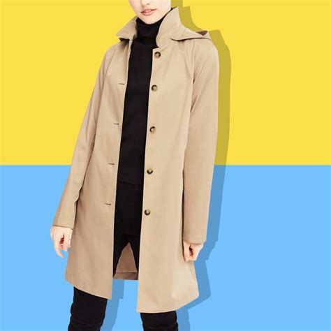 This on-Sale Uniqlo Raincoat Is Very 'Elegant English Cousin' | Raincoat, Mens raincoat, Long ...