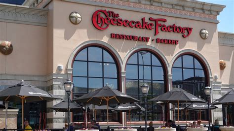 After A Successful Pilot The Cheesecake Factory Is Launching A Rewards