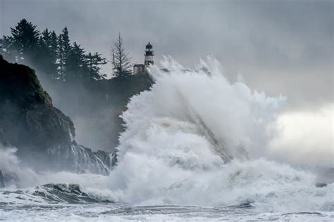 Massive King Tides Are Coming To Oregon Coast Help Scientists Document It
