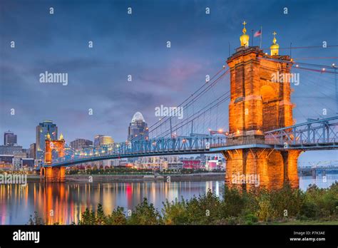 Cincinnati Skyline Hi Res Stock Photography And Images Alamy