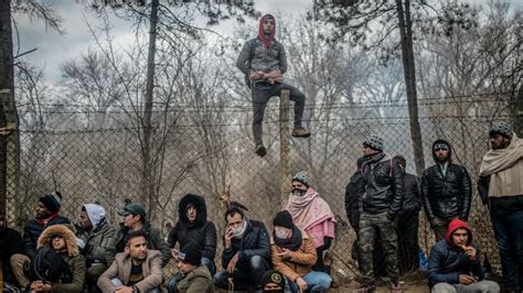 UN 13 000 Migrants Gathered Along Turkish Greek Border