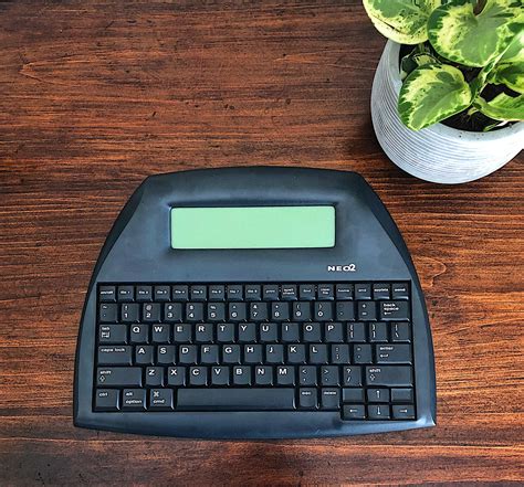 Can You Still Buy The Alphasmart Word Processor Popsugar Tech