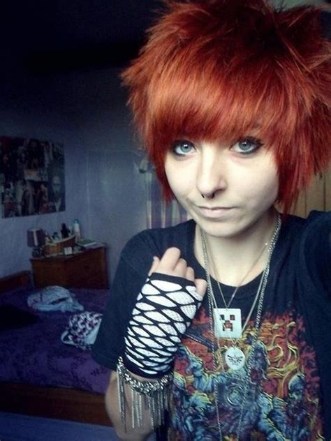 40 Cute Emo Hairstyles What Exactly Do They Mean Fashion Short