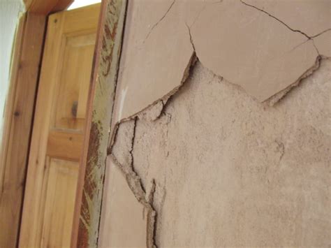walls - How should I prepare damaged plaster for painting? - Home