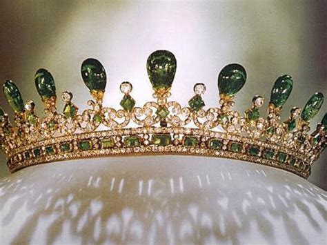 Queen Victorias Emerald And Diamond Tiara Johns Creek Ga Patch