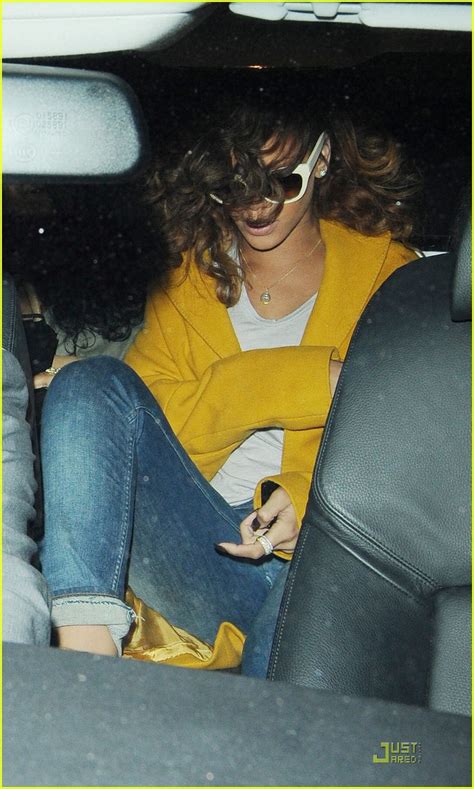 Rihanna Nozomi Night Out Photo 2571622 Rihanna Pictures Just Jared