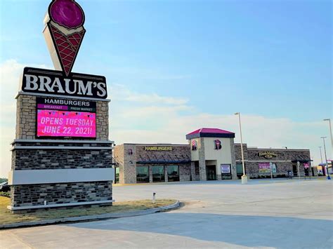Braum S Ice Cream Dairy Store In Goddard Restaurant Reviews