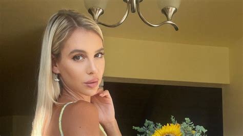 Golf Influencer Bri Teresi Shares Swimsuit Photo Of All Good Things