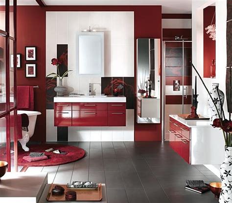 Bathroom tiles come in various shapes, sizes, patterns and textures and are the foundation for almost all bathroom designs. 39 Cool And Bold Red Bathroom Design Ideas - DigsDigs