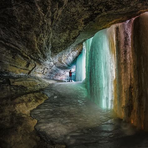 Frozen Waterfall Winter Ice Cave Minnehaha Minneapolis Min Flickr